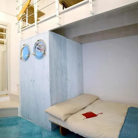 Piazzetta Petrone + Parking Apartment Vieste